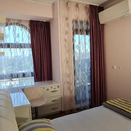 луксозен в резиденция лазурен бряг *