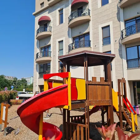 луксозен в резиденция лазурен бряг * Burgas