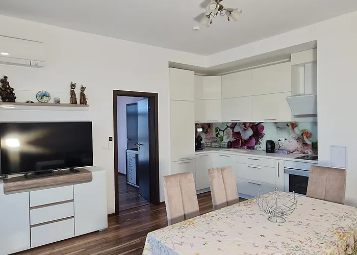 Apartman луксозен в резиденция лазурен бряг Burgasz