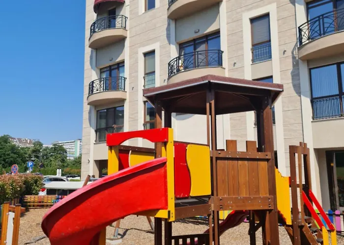 луксозен в резиденция лазурен бряг * Burgas City