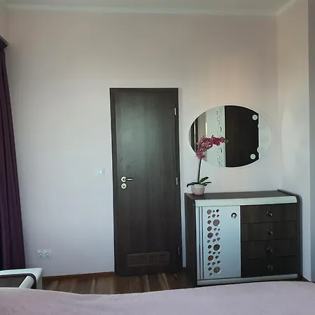 луксозен в резиденция лазурен бряг Burgas City