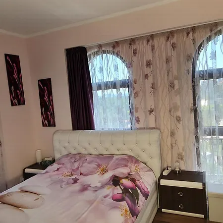 луксозен в резиденция лазурен бряг